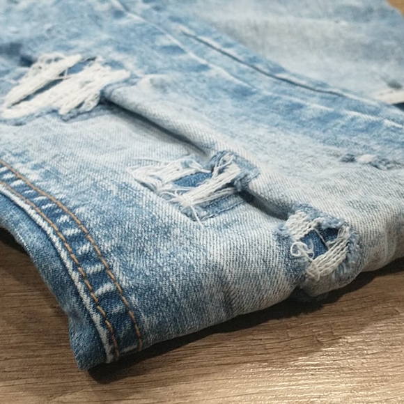 Jeans - Picture 4 of 4